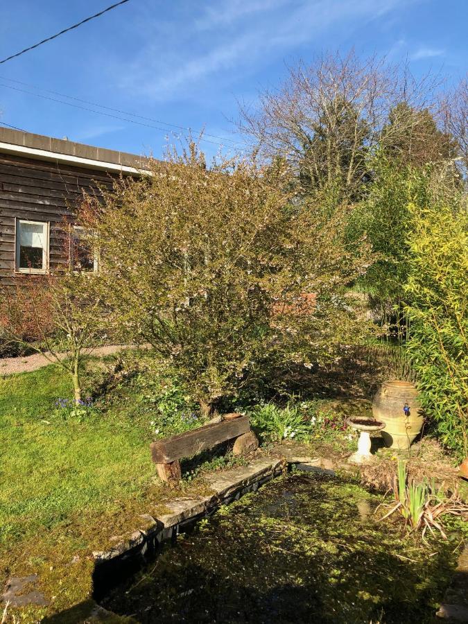 The Steppes Holiday Cottages هيريفورد المظهر الخارجي الصورة